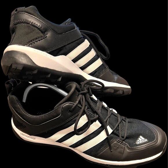 Adidas Daroga Plus B44328 Size 11 - Picture 1 of 5